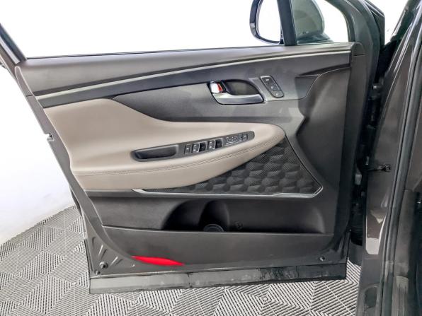 Hyundai Santa Fe IV Рестайлинг с пробегом 2021 года, цена 4 050 000 рублей, 46076 км, внедорожник, Автокод Объявления