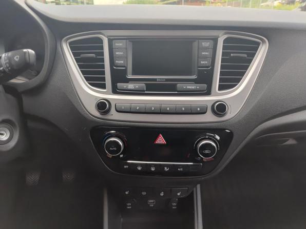 Hyundai Solaris II с пробегом 2019 года, цена 1 210 000 рублей, 169000 км, седан, Автокод Объявления