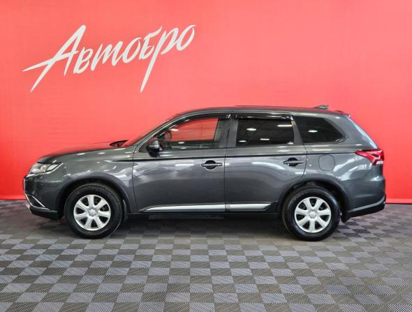 Mitsubishi Outlander III Рестайлинг 2 с пробегом 2018 года, цена 1 699 000 рублей, 170000 км, внедорожник, Автокод Объявления