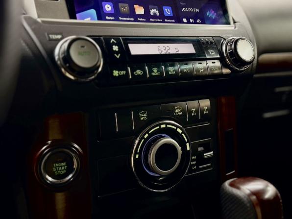 Toyota Land Cruiser Prado 150 Series Рестайлинг 1 с пробегом 2016 года, цена 3 647 000 рублей, 190783 км, внедорожник, Автокод Объявления