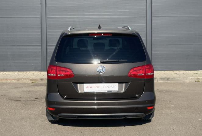 Volkswagen Sharan II с пробегом 2015 года, цена 1 130 000 рублей, 141261 км, минивэн, Автокод Объявления