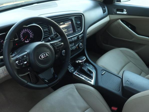 Kia Optima III Рестайлинг с пробегом 2015 года, цена 1 670 000 рублей, 234775 км, седан, Автокод Объявления