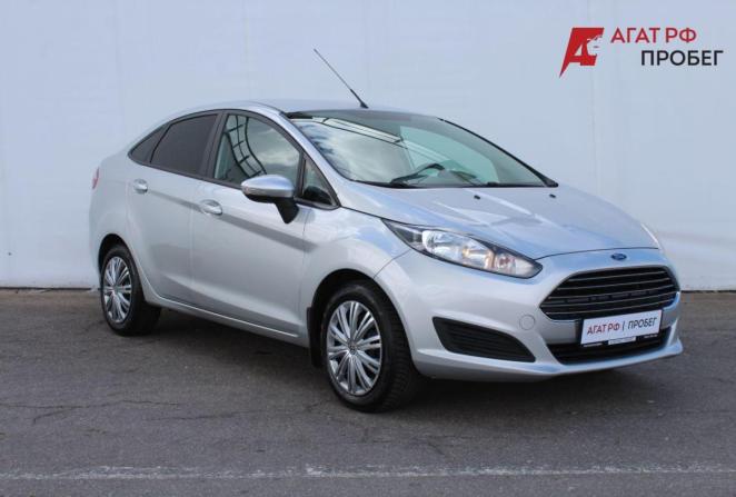 Ford Fiesta Mk6 Рестайлинг с пробегом 2015 года, цена 830 000 рублей, 154636 км, седан, Автокод Объявления