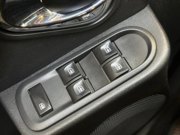 Renault Duster I Рестайлинг с пробегом 2020 года, цена 1 480 000 рублей, 177694 км, внедорожник, Автокод Объявления