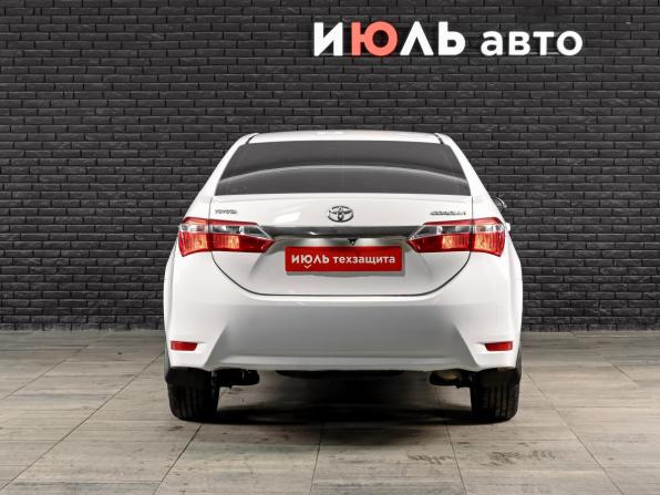 Toyota Corolla XI (E160 E170 E180) с пробегом 2013 года, цена 1 250 000 рублей, 244124 км, седан, Автокод Объявления