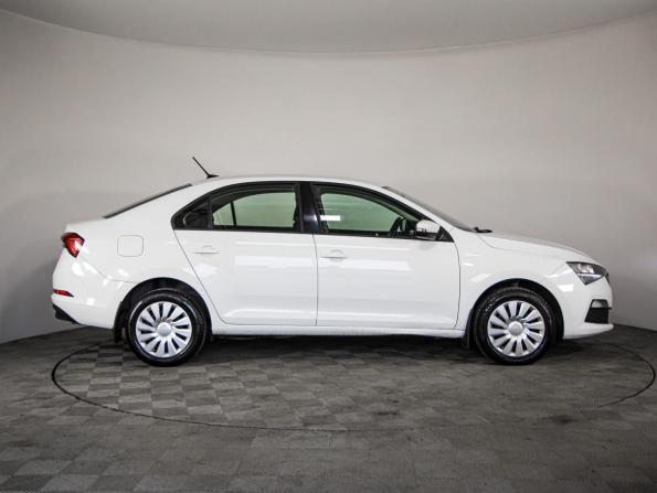 Skoda Rapid II с пробегом 2020 года, цена 1 499 000 рублей, 100710 км, лифтбек, Автокод Объявления