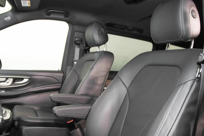 Новый Mercedes-Benz V-Класс III (W447) Рестайлинг 2 2024 года, цена 15 600 000 рублей, минивэн, Автокод Объявления