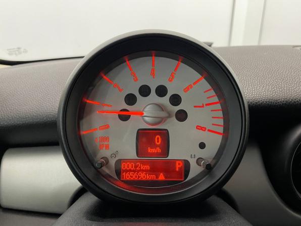 Mini Hatch II (R56) Рестайлинг с пробегом 2013 года, цена 875 000 рублей, 165696 км, хэтчбек, Автокод Объявления