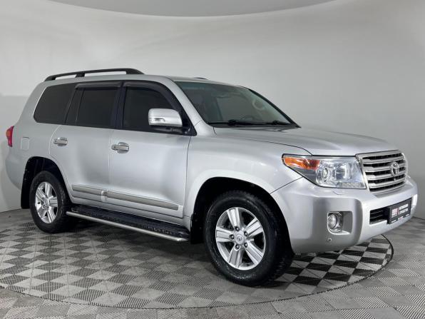 Toyota Land Cruiser 200 Series Рестайлинг 1 с пробегом 2012 года, цена 3 350 000 рублей, 207268 км, внедорожник, Автокод Объявления