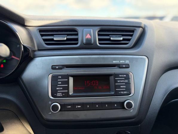Kia Rio III Рестайлинг с пробегом 2017 года, цена 625 000 рублей, 257000 км, седан, Автокод Объявления