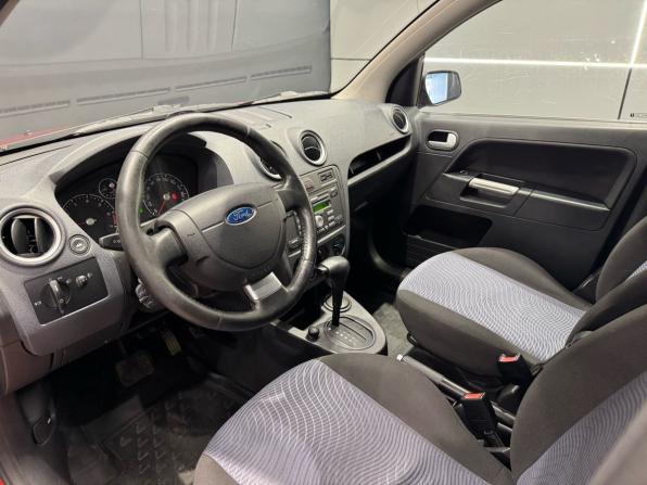 Ford Fusion I Рестайлинг с пробегом 2007 года, цена 459 000 рублей, 220000 км, хэтчбек, Автокод Объявления