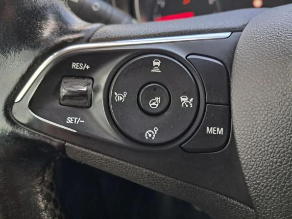Opel Combo E с пробегом 2019 года, цена 1 215 000 рублей, 173338 км, компактвэн, Автокод Объявления