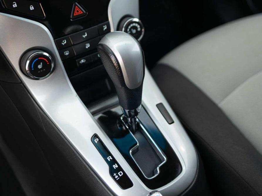 Chevrolet Cruze I Рестайлинг Новосибирск  - изображение 15