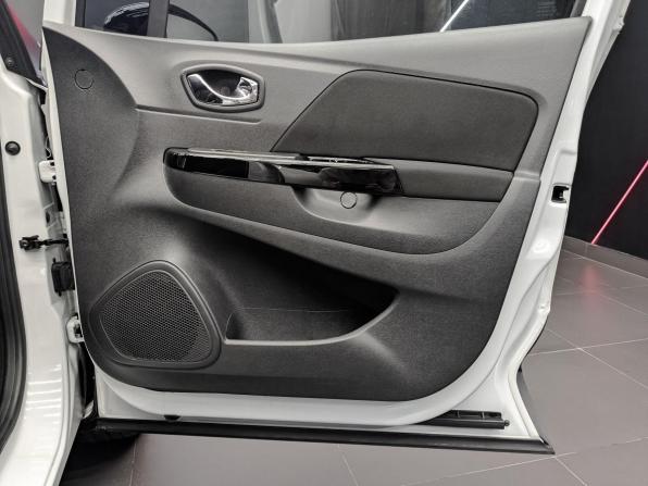 Renault Kaptur I с пробегом 2018 года, цена 1 450 000 рублей, 62594 км, внедорожник, Автокод Объявления