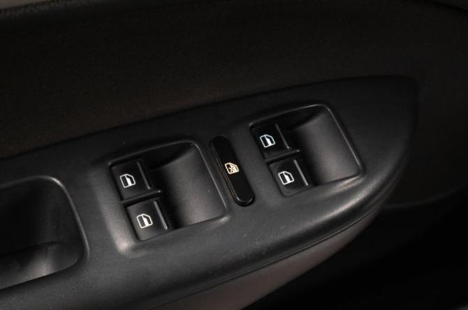 Skoda Octavia II (A5) Рестайлинг с пробегом 2012 года, цена 849 000 рублей, 179000 км, лифтбек, Автокод Объявления