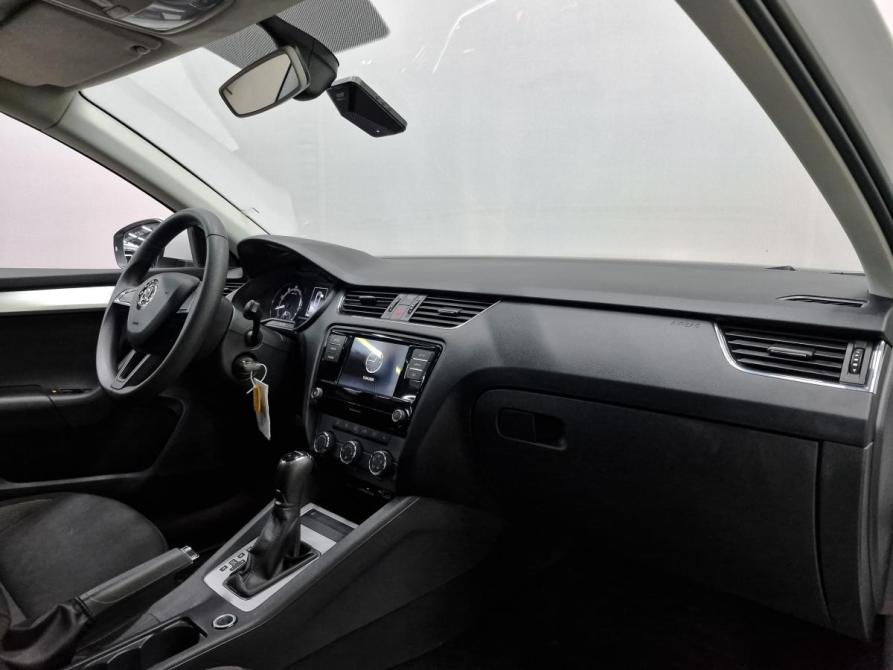 Skoda Octavia III (A7) Рестайлинг Москва  - изображение 13