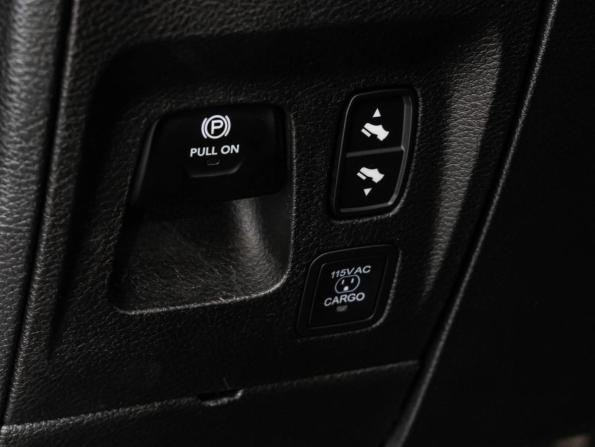Ram 1500 V с пробегом 2021 года, цена 4 999 000 рублей, 98446 км, offers.body_type.unknown, Автокод Объявления