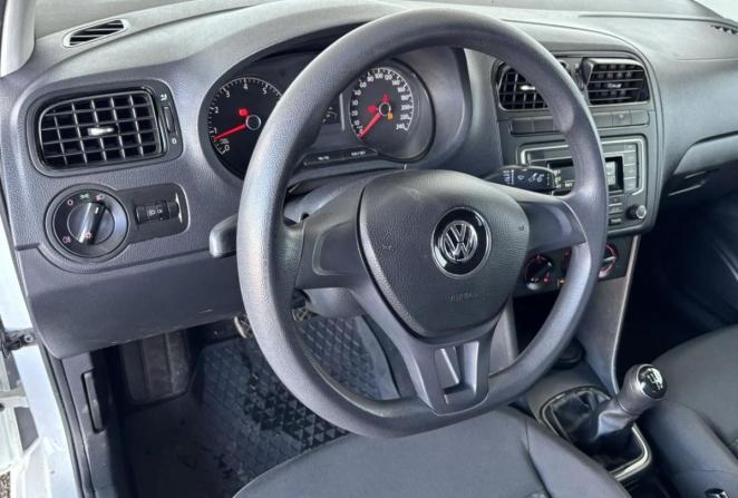 Volkswagen Polo V Рестайлинг с пробегом 2017 года, цена 1 170 000 рублей, 105871 км, седан, Автокод Объявления