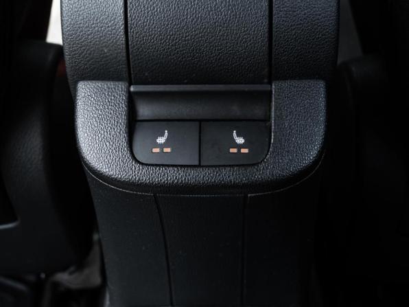 Volkswagen Polo VI с пробегом 2021 года, цена 1 275 000 рублей, 213008 км, лифтбек, Автокод Объявления