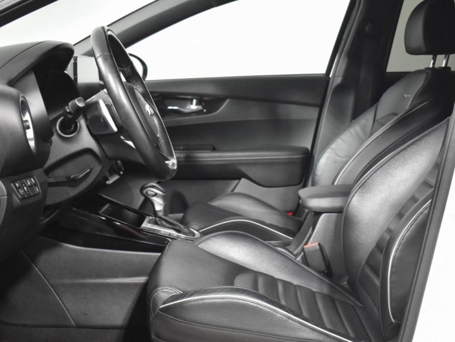 Kia Cerato IV Санкт-Петербург  - изображение 11