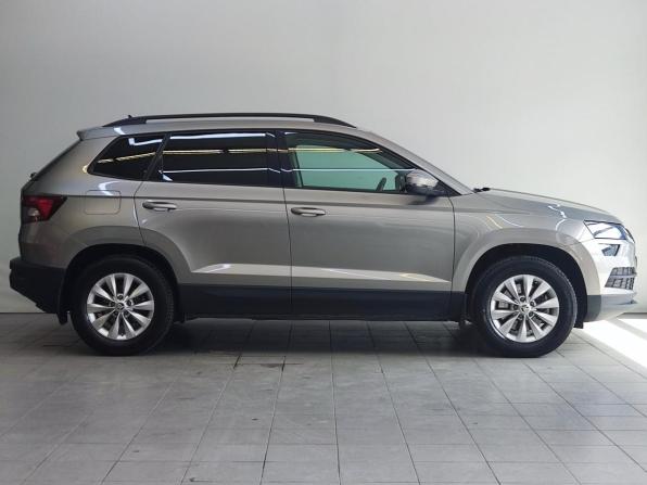Skoda Karoq I с пробегом 2021 года, цена 2 580 000 рублей, 69271 км, внедорожник, Автокод Объявления