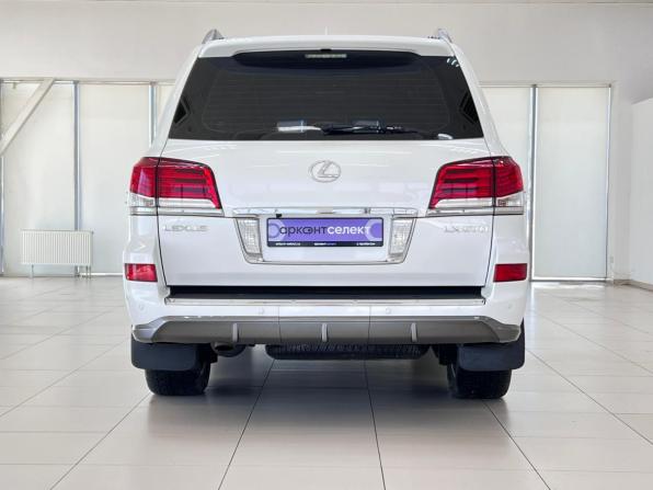 Lexus LX III Рестайлинг с пробегом 2014 года, цена 4 750 000 рублей, 211000 км, внедорожник, Автокод Объявления