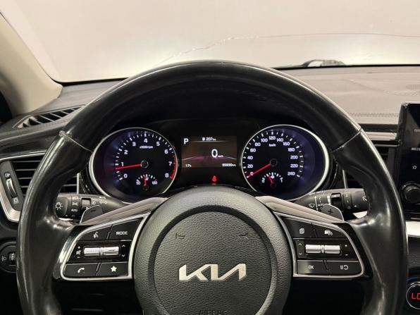 Kia Ceed III Рестайлинг с пробегом 2021 года, цена 1 930 000 рублей, 95828 км, универсал, Автокод Объявления