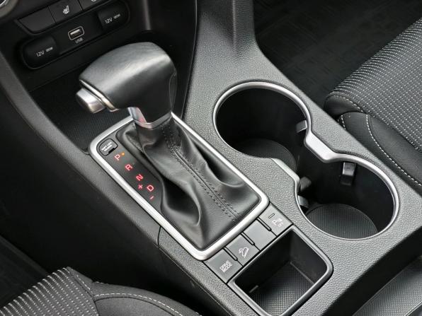 Kia Sportage IV Рестайлинг с пробегом 2018 года, цена 2 200 000 рублей, 82500 км, внедорожник, Автокод Объявления