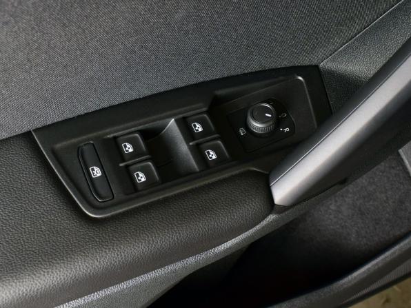 Volkswagen Tiguan II Рестайлинг с пробегом 2022 года, цена 2 675 995 рублей, 23258 км, внедорожник, Автокод Объявления