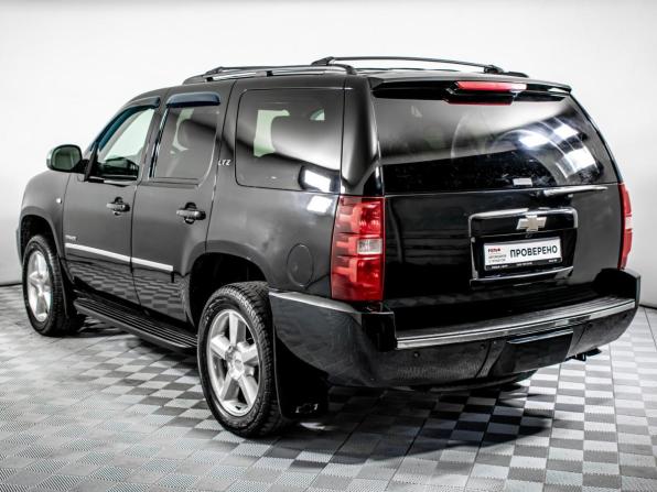 Chevrolet Tahoe III с пробегом 2012 года, цена 1 755 000 рублей, 283031 км, внедорожник, Автокод Объявления