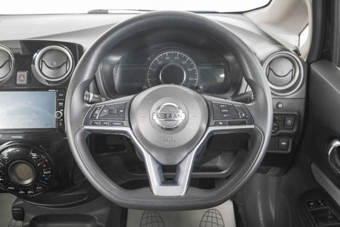 Nissan Note II Рестайлинг с пробегом 2017 года, цена 999 000 рублей, 171000 км, хэтчбек, Автокод Объявления