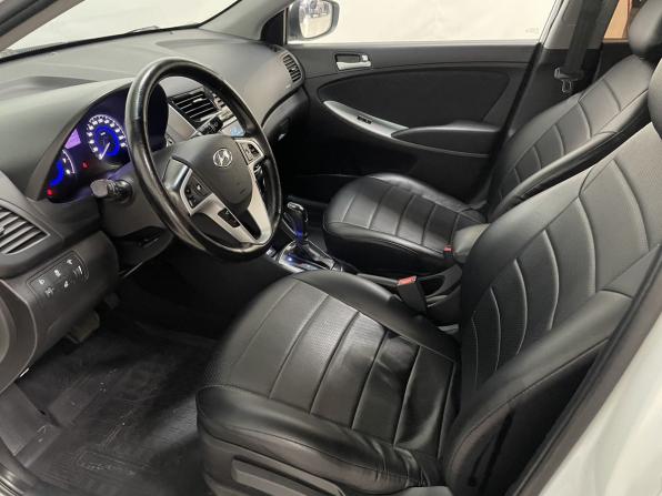 Hyundai Solaris I Рестайлинг с пробегом 2016 года, цена 1 020 000 рублей, 178747 км, седан, Автокод Объявления