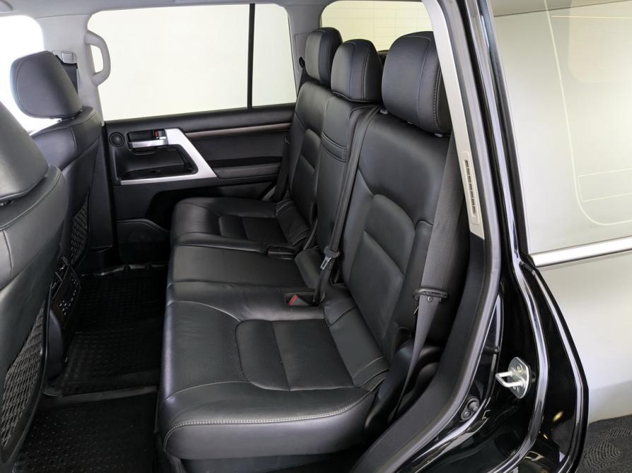 Toyota Land Cruiser 200 Series Рестайлинг 2 Москва  - изображение 12