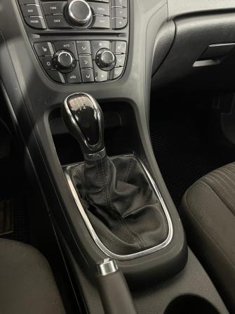 Opel Astra J с пробегом 2011 года, цена 749 000 рублей, 148135 км, хэтчбек, Автокод Объявления