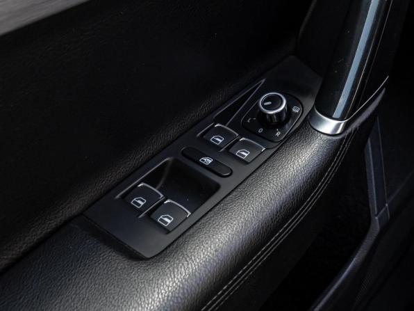 Volkswagen Passat B7 с пробегом 2011 года, цена 1 370 000 рублей, 254461 км, седан, Автокод Объявления