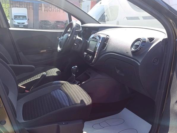 Renault Kaptur I с пробегом 2017 года, цена 1 640 000 рублей, 70138 км, внедорожник, Автокод Объявления