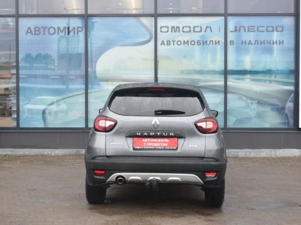 Renault Kaptur I с пробегом 2017 года, цена 1 587 000 рублей, 100092 км, внедорожник, Автокод Объявления