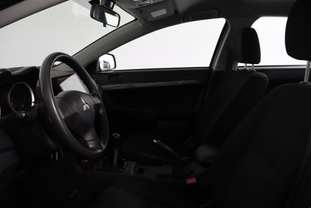 Mitsubishi Lancer X Санкт-Петербург  - изображение 8