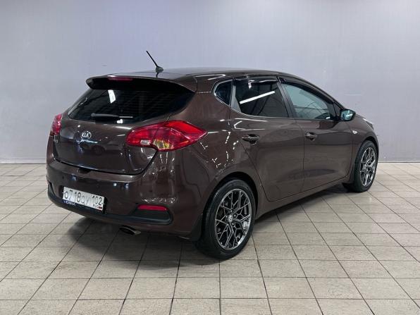 Kia Ceed II с пробегом 2013 года, цена 970 000 рублей, 203413 км, хэтчбек, Автокод Объявления
