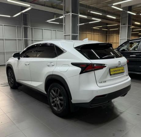 Lexus NX I с пробегом 2015 года, цена 3 097 000 рублей, 141336 км, внедорожник, Автокод Объявления