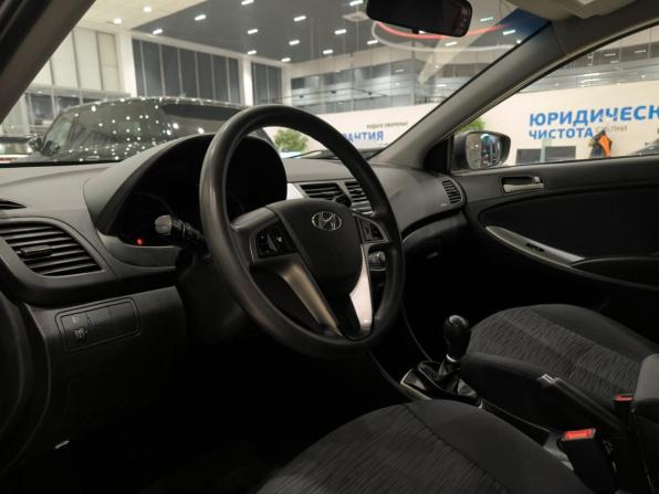 Hyundai Solaris I Рестайлинг с пробегом 2015 года, цена 899 000 рублей, 94291 км, хэтчбек, Автокод Объявления