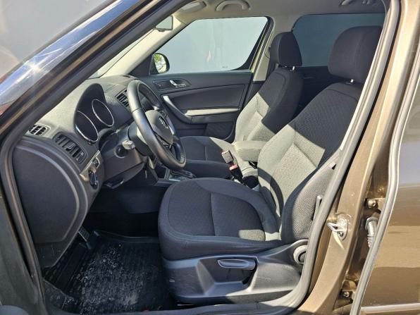Skoda Yeti I Рестайлинг с пробегом 2014 года, цена 1 379 000 рублей, 163199 км, внедорожник, Автокод Объявления