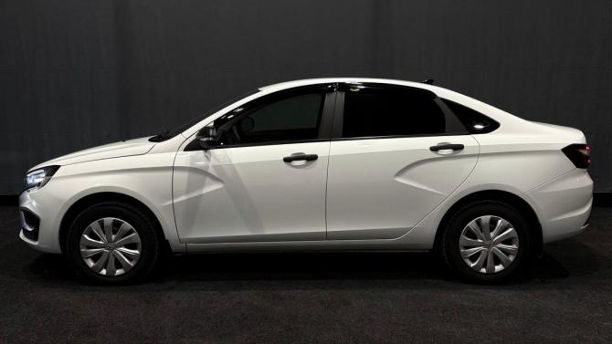 Lada (ВАЗ) Vesta I Рестайлинг (NG) с пробегом 2023 года, цена 1 299 000 рублей, 8722 км, седан, Автокод Объявления