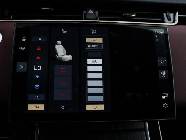 Land Rover Range Rover Evoque II Рестайлинг с пробегом 2024 года, цена 5 250 000 рублей, 17261 км, внедорожник, Автокод Объявления