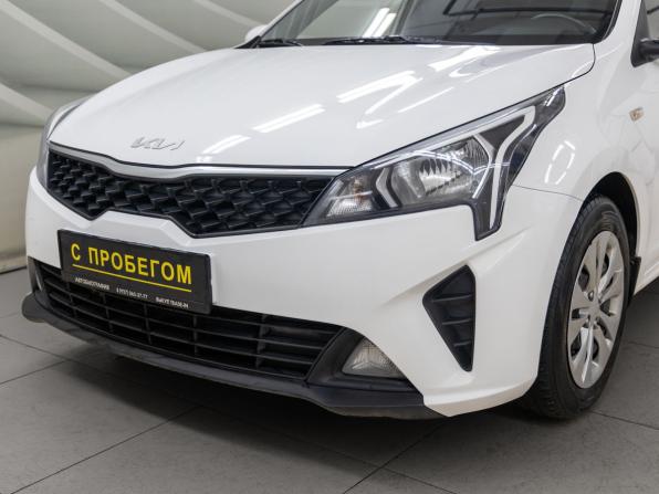Kia Rio IV Рестайлинг с пробегом 2021 года, цена 1 618 000 рублей, 62770 км, седан, Автокод Объявления