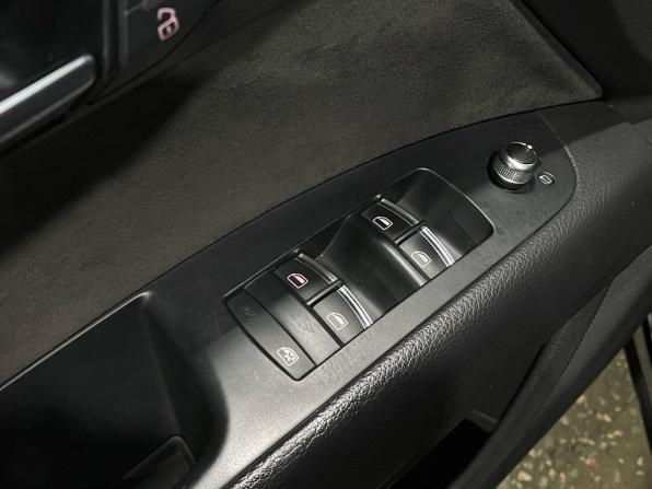 Audi Q7 I (4L) Рестайлинг с пробегом 2012 года, цена 2 540 000 рублей, 101851 км, внедорожник, Автокод Объявления