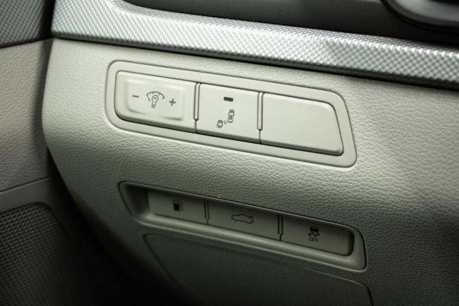 Hyundai Sonata VII (LF) Рестайлинг с пробегом 2017 года, цена 1 639 000 рублей, 132065 км, седан, Автокод Объявления