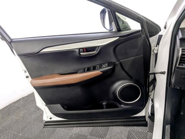 Lexus NX I с пробегом 2016 года, цена 2 590 000 рублей, 188260 км, внедорожник, Автокод Объявления