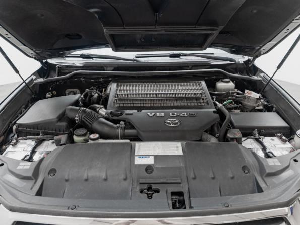 Toyota Land Cruiser 200 Series Рестайлинг 2 с пробегом 2020 года, цена 6 990 000 рублей, 128869 км, внедорожник, Автокод Объявления