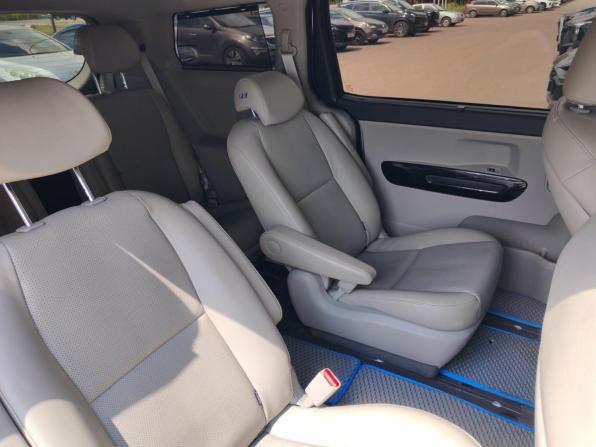 Kia Carnival III с пробегом 2018 года, цена 2 850 000 рублей, 89781 км, минивэн, Автокод Объявления